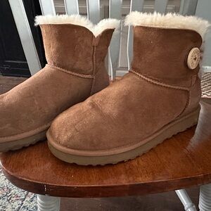 UGG Tan Suede Women's Winter Boots